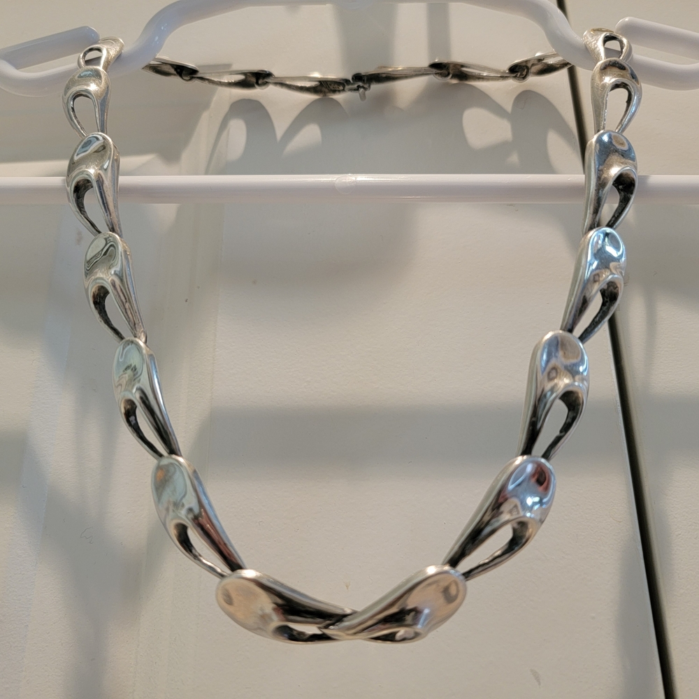 Vintage Elegant Custom Silver Necklace Sterling Silver 18-inches
